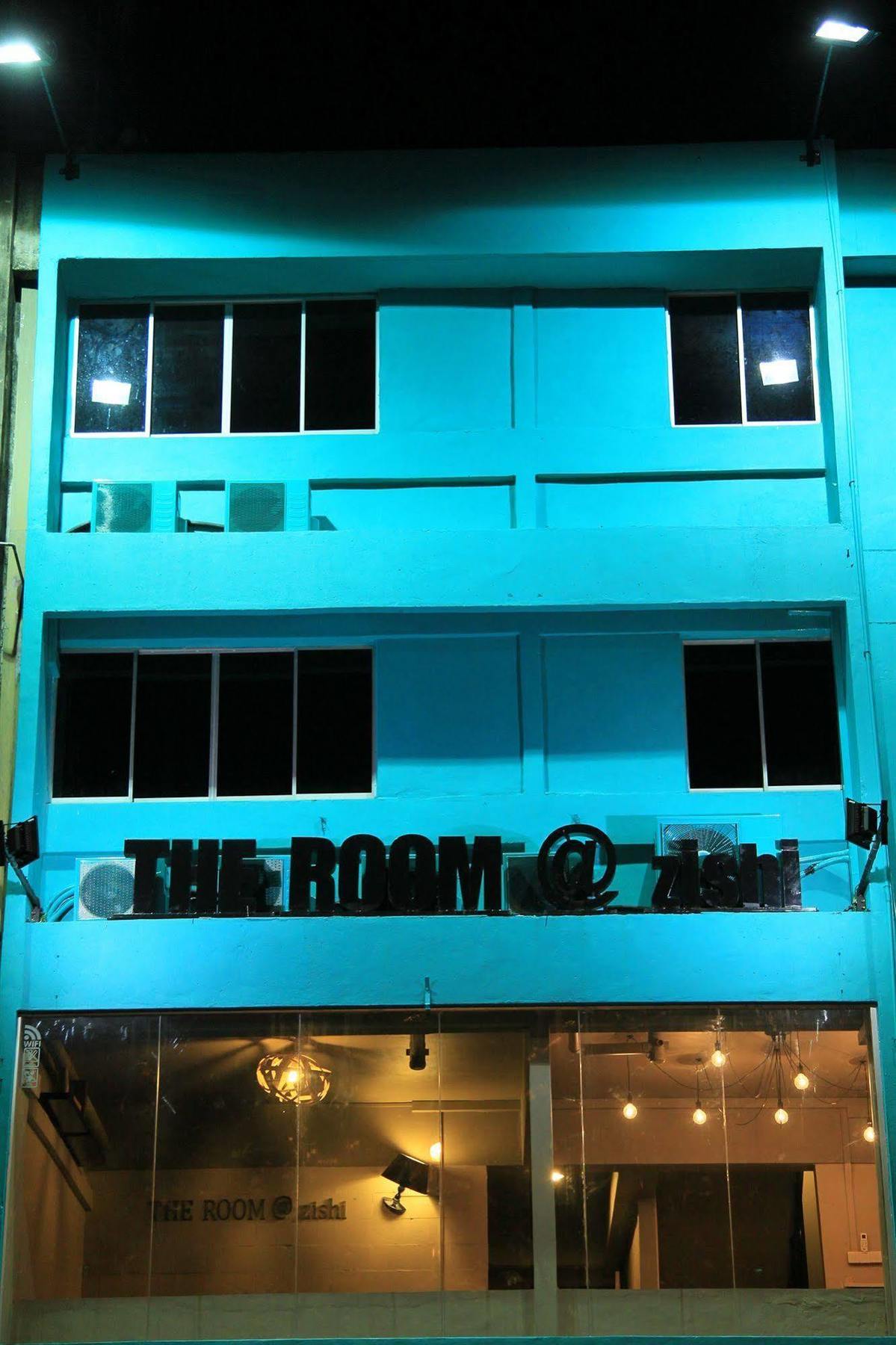 The Room @ Zishi Kota Bharu Dış mekan fotoğraf